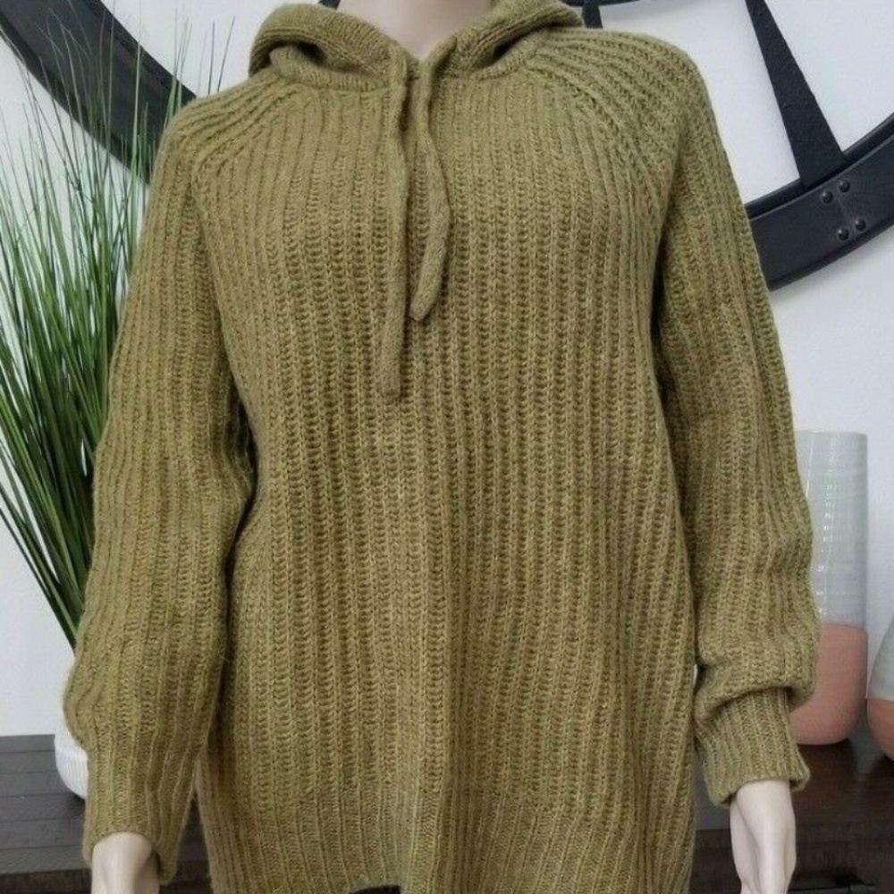 American Eagle Aerie Women's Green Knit Hood Sweater